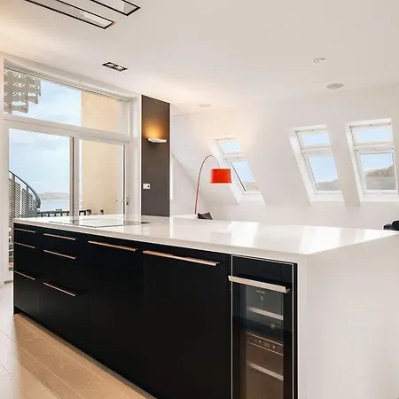 Apartmán Dinbnb L Luxury Penthouse L Roof Terrace L